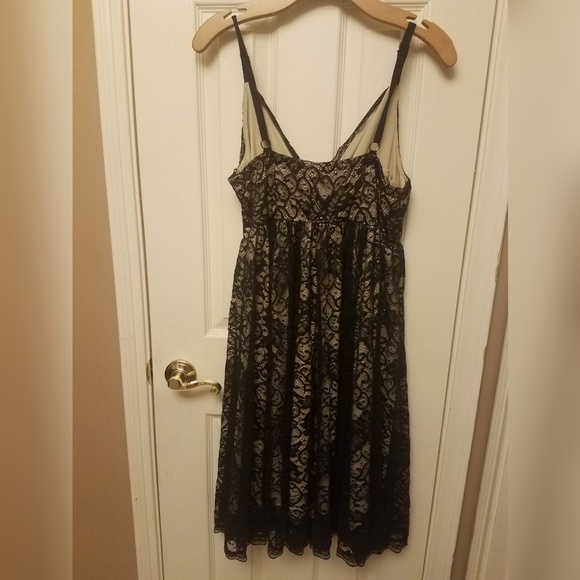 Laced Dress - Picture 2 of 3